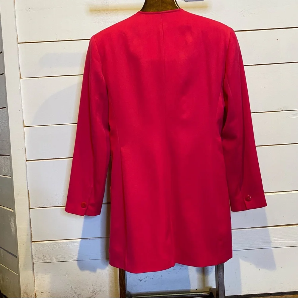 Women’s Christian Dior longer blazer size 4 with 100% wool shell